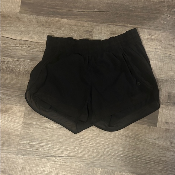Athleta Mesh 4 inch Racer Run Black Women's Shorts - Picture 1 of 4